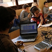 TALLERS RADIOFÒNICS I ESPECTACLES DE CONTES COFINANÇATS EN UN 80% PER LA DIPUTACIÓ DE BARCELONA